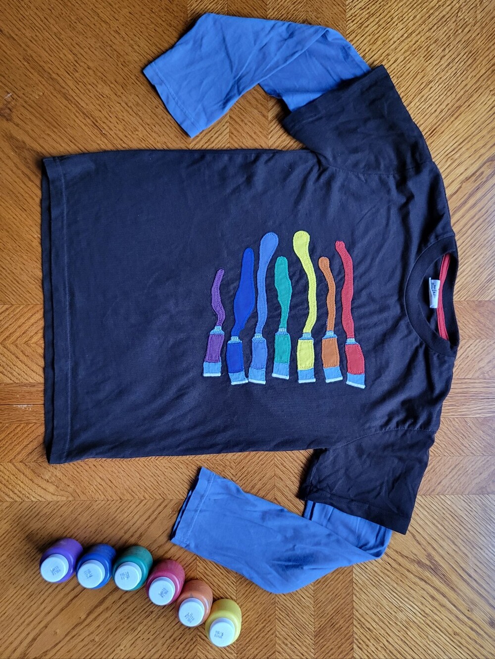 Mini Boden paintbrush Tee - Picture 5 of 8